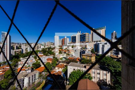 Apartamento à venda com 160m², 4 quartos e 4 vagasVista