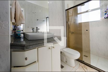 Apartamento à venda com 160m², 4 quartos e 4 vagasBanheiro suíte