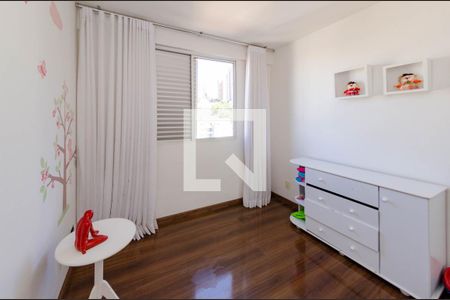 Apartamento à venda com 160m², 4 quartos e 4 vagasQuarto 2