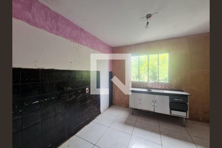 Casa à venda com 125m², 4 quartos e 1 vaga Casa à venda com 125m², 4 quartos e 1 vagaCozinha