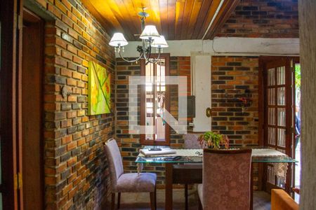 Sala de casa para alugar com 4 quartos, 200m² em Nonoai, Porto Alegre