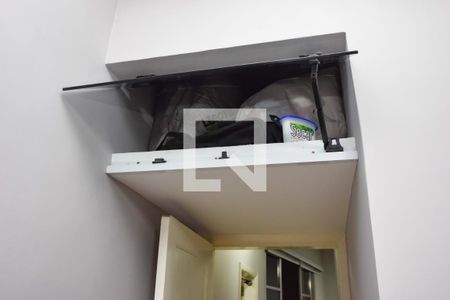 Apartamento para alugar com 70m², 2 quartos e 2 vagas Apartamento para alugar com 70m², 2 quartos e 2 vagasQuarto 2 - Armários