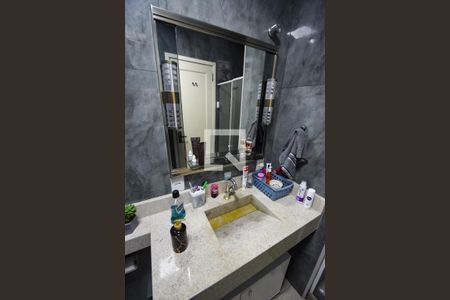 Apartamento para alugar com 70m², 2 quartos e 2 vagas Apartamento para alugar com 70m², 2 quartos e 2 vagasBanheiro