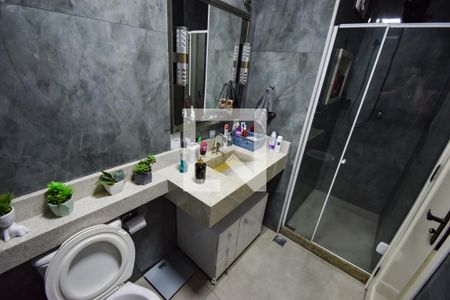 Apartamento para alugar com 70m², 2 quartos e 2 vagas Apartamento para alugar com 70m², 2 quartos e 2 vagasBanheiro