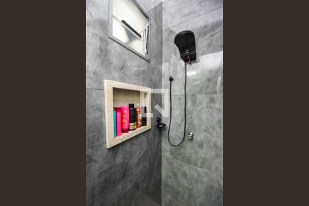 Apartamento para alugar com 70m², 2 quartos e 2 vagas Apartamento para alugar com 70m², 2 quartos e 2 vagasBanheiro