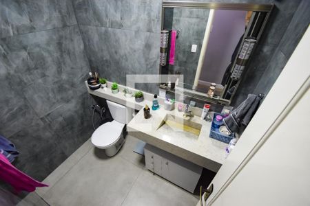 Apartamento para alugar com 70m², 2 quartos e 2 vagas Apartamento para alugar com 70m², 2 quartos e 2 vagasBanheiro