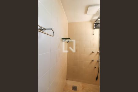 Apartamento à venda com 180m², 3 quartos e 3 vagasSuíte