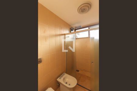 Apartamento à venda com 180m², 3 quartos e 3 vagasBanheiro