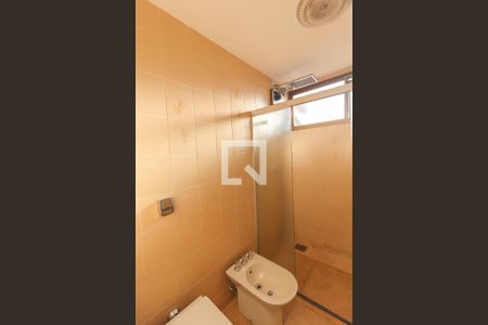 Apartamento à venda com 180m², 3 quartos e 3 vagasBanheiro