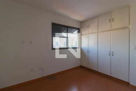 Apartamento à venda com 180m², 3 quartos e 3 vagasQuarto 2