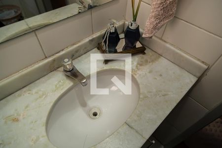 Apartamento à venda com 57m², 3 quartos e 1 vaga Apartamento à venda com 57m², 3 quartos e 1 vagaBanheiro - Pia