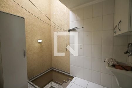 Casa de condomínio à venda com 123m², 3 quartos e 2 vagas Casa de condomínio à venda com 123m², 3 quartos e 2 vagasÁrea de Serviço