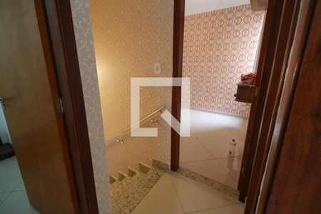 Casa de condomínio à venda com 123m², 3 quartos e 2 vagas Casa de condomínio à venda com 123m², 3 quartos e 2 vagasCorredor