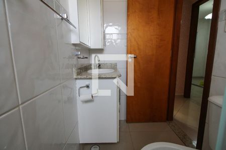 Casa de condomínio à venda com 123m², 3 quartos e 2 vagas Casa de condomínio à venda com 123m², 3 quartos e 2 vagasBanheiro Social