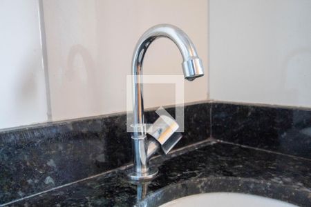 Apartamento para alugar com 55m², 2 quartos e sem vagaBanheiro - torneira