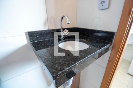 Apartamento para alugar com 55m², 2 quartos e sem vagaBanheiro