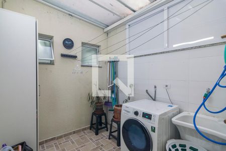 Apartamento à venda com 60m², 2 quartos e 1 vaga Apartamento à venda com 60m², 2 quartos e 1 vagaÁrea de Serviço