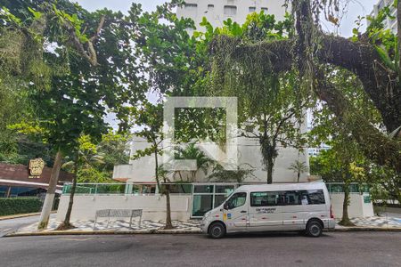 Apartamento para alugar com 168m², 3 quartos e 1 vagaFachada