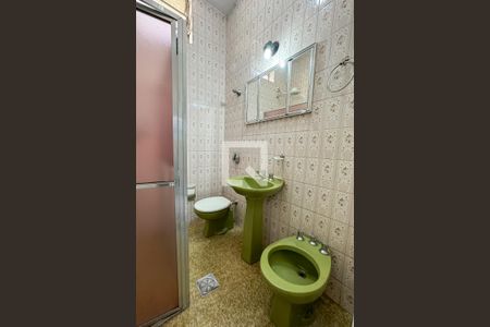 Casa à venda com 360m², 4 quartos e sem vaga Casa à venda com 360m², 4 quartos e sem vagaBanheiro