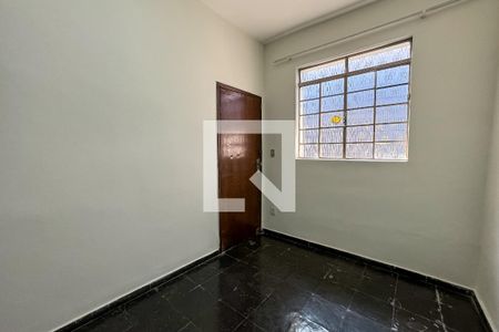 Casa à venda com 360m², 4 quartos e sem vaga Casa à venda com 360m², 4 quartos e sem vagaQuarto 2