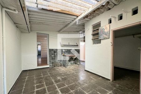 Casa à venda com 360m², 4 quartos e sem vaga Casa à venda com 360m², 4 quartos e sem vagaÁrea de Serviço