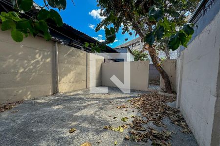 Casa à venda com 360m², 4 quartos e sem vaga Casa à venda com 360m², 4 quartos e sem vagaQuintal