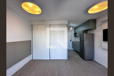 Quarto de kitnet/studio à venda com 1 quarto, 24m² em Campo Belo, São Paulo