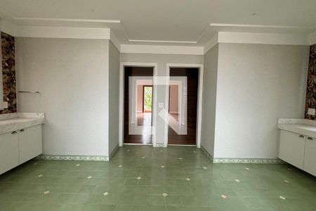 Casa de condomínio para alugar com 1100m², 3 quartos e 8 vagasBanheiro da Suíte 3