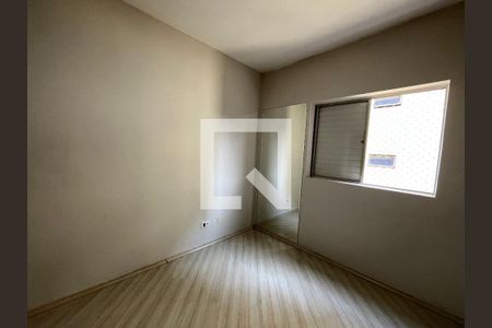 Quarto 1 de apartamento para alugar com 2 quartos, 53m² em Jardim Oriental, São Paulo