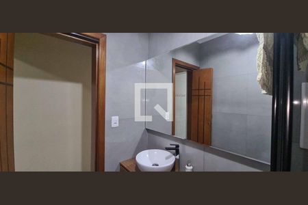 Casa à venda com 250m², 4 quartos e 2 vagasBanheiro Social