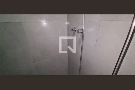 Casa à venda com 250m², 4 quartos e 2 vagasBanheiro da Suíte