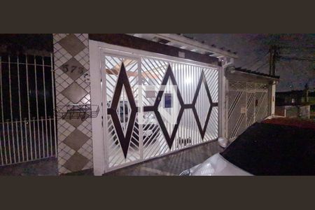 Casa à venda com 250m², 4 quartos e 2 vagasFachada da Casa