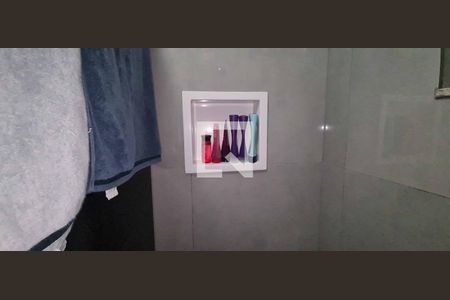 Casa à venda com 250m², 4 quartos e 2 vagasBanheiro da Suíte