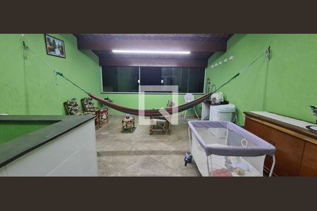 Casa à venda com 250m², 4 quartos e 2 vagasÁrea de Serviço