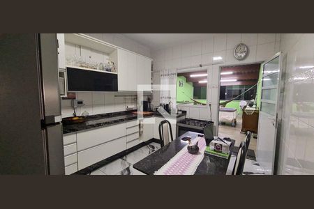 Casa à venda com 250m², 4 quartos e 2 vagasCozinha