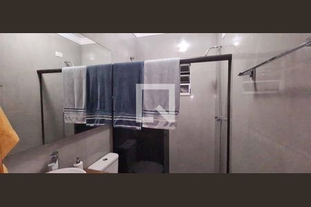 Casa à venda com 250m², 4 quartos e 2 vagasBanheiro da Suíte