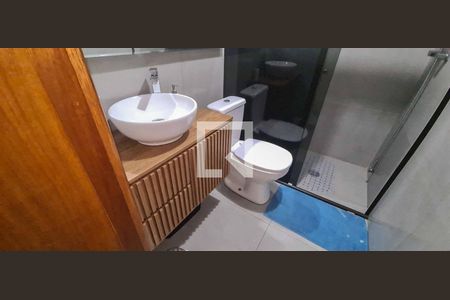 Casa à venda com 250m², 4 quartos e 2 vagasBanheiro Social