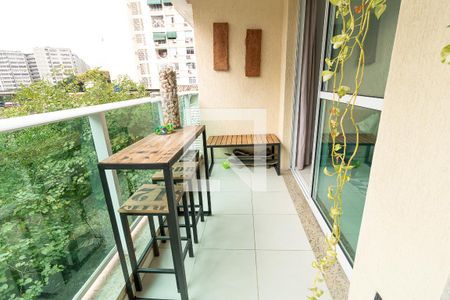 Apartamento à venda com 65m², 2 quartos e 1 vagaVaranda da Sala