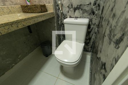 Apartamento à venda com 65m², 2 quartos e 1 vagaBanheiro Social