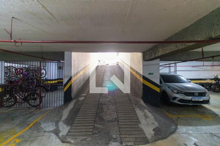 Apartamento à venda com 80m², 3 quartos e 1 vaga Apartamento à venda com 80m², 3 quartos e 1 vagaÁrea comum