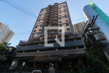 Apartamento à venda com 80m², 3 quartos e 1 vaga Apartamento à venda com 80m², 3 quartos e 1 vagaFachada