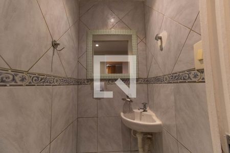 Apartamento à venda com 80m², 3 quartos e 1 vaga Apartamento à venda com 80m², 3 quartos e 1 vagaBanheiro 2