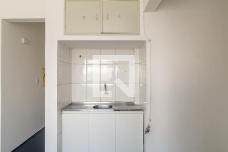 Studio para alugar com 34m², 1 quarto e sem vaga Studio para alugar com 34m², 1 quarto e sem vagaCozinha