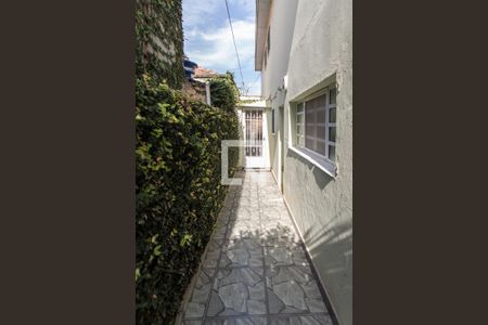 Casa à venda com 264m², 3 quartos e 3 vagasCorredor