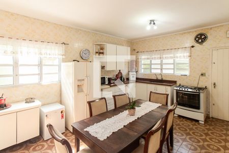 Casa à venda com 264m², 3 quartos e 3 vagasCozinha