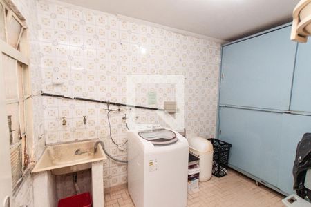 Casa à venda com 264m², 3 quartos e 3 vagasÁrea de Serviço