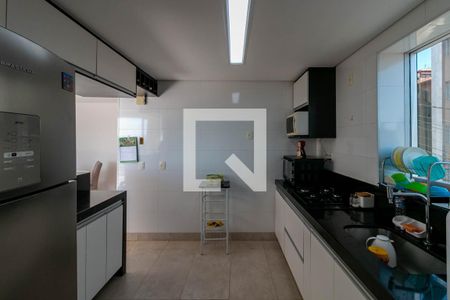 Apartamento à venda com 90m², 3 quartos e 3 vagasCozinha