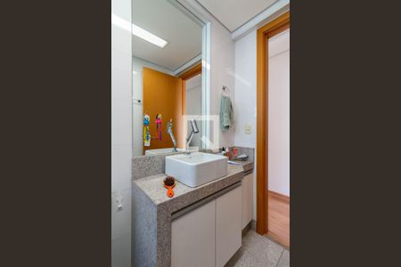 Apartamento à venda com 90m², 3 quartos e 3 vagasBanheiro