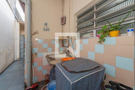 Casa à venda com 267m², 3 quartos e 1 vaga Casa à venda com 267m², 3 quartos e 1 vagaLavanderia