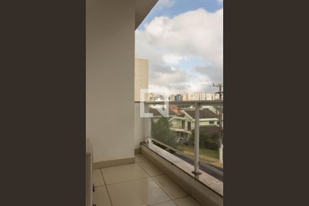 Casa de condomínio à venda com 580m², 4 quartos e 8 vagas Casa de condomínio à venda com 580m², 4 quartos e 8 vagasVaranda da Suíte 1